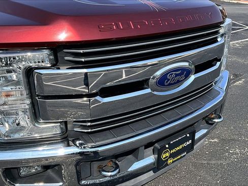 Used 2017 Ford F250 Lariat w/ Chrome Package image 30