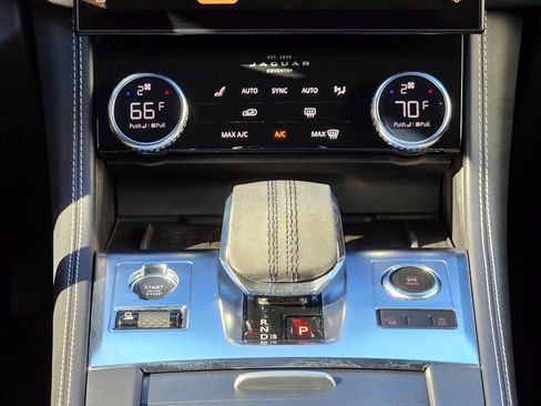 Used 2021 Jaguar F-PACE R-Dynamic S image 26