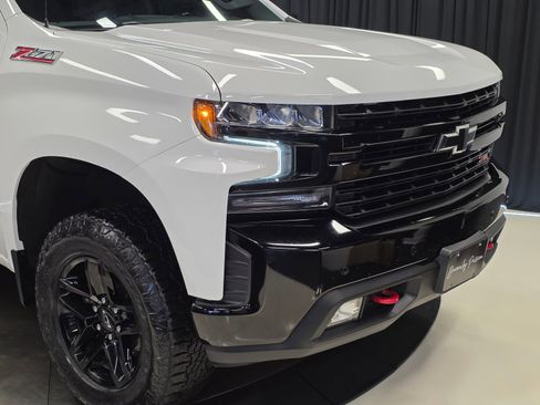 Used 2019 Chevrolet Silverado 1500 LT Trail Boss image 6