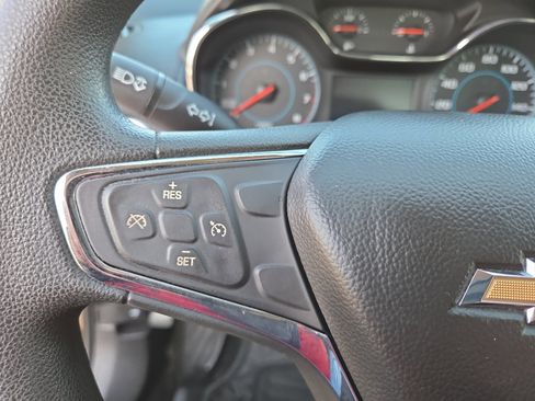 Used 2017 Chevrolet Cruze LT image 15