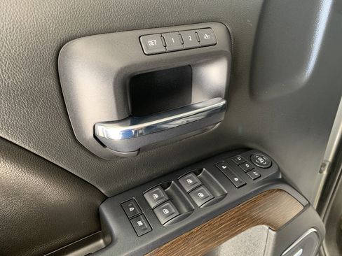 Used 2018 GMC Sierra 2500 Denali w/ Duramax Plus Package image 20