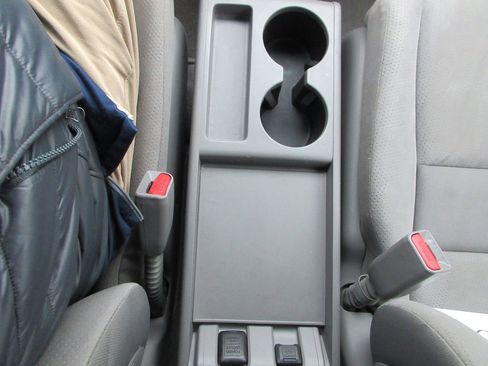 Used 2011 Honda CR-V SE image 26