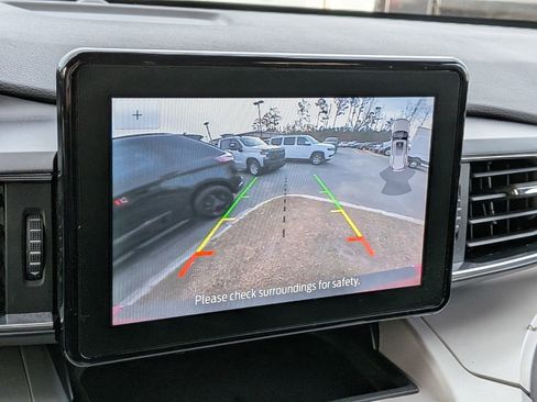 Certified 2023 Ford Explorer XLT w/ Equipment Group 202A image 24