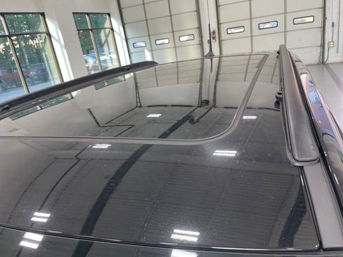 New 2025 Jeep Compass Limited w/ Sun & Sound Group image 9