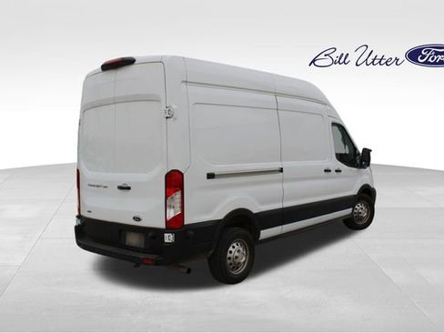 Used 2024 Ford Transit 250 148 High Roof AWD image 5