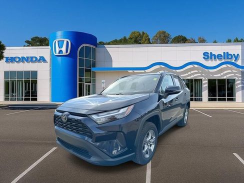 Used 2024 Toyota RAV4 XLE image 4