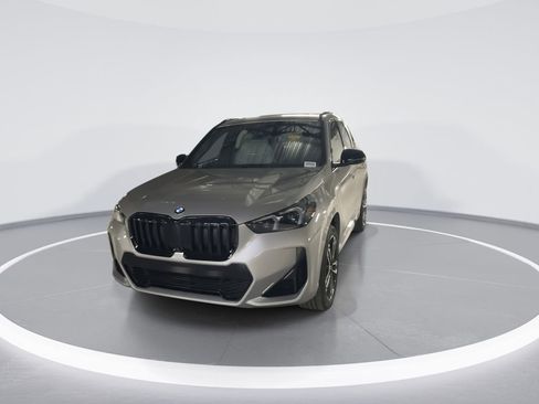 New 2026 BMW X1 xDrive28i w/ Technology Package image 3