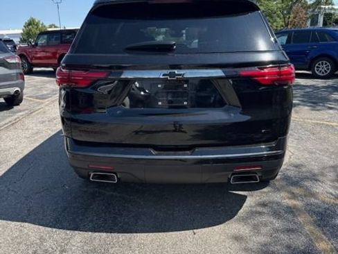 Used 2022 Chevrolet Traverse Premier w/ Redline Edition AWD/4WD image 11