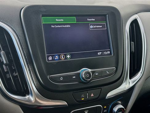 Used 2022 Chevrolet Equinox LS image 19