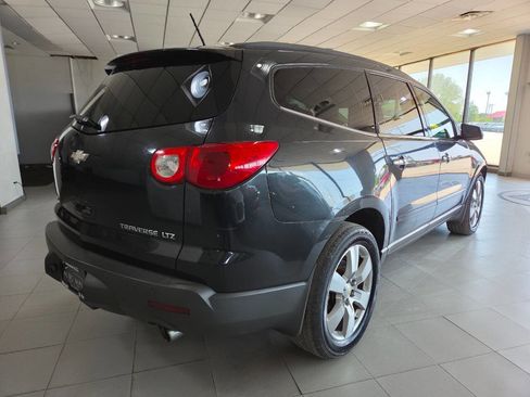 Used 2010 Chevrolet Traverse LTZ AWD/4WD image 7