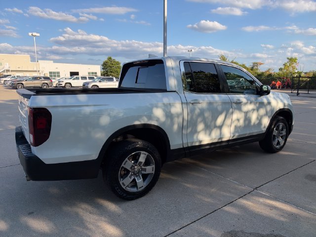 Certified 2025 Honda Ridgeline RTL image 5