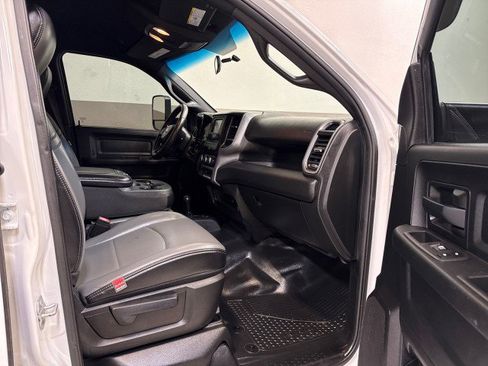 Used 2021 RAM 3500 Tradesman w/ Chrome Appearance Group image 51