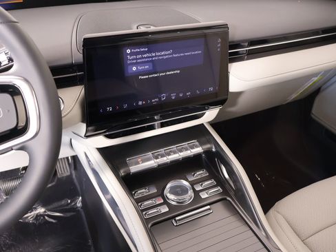 New 2026 Lincoln Nautilus Premier AWD/4WD image 5