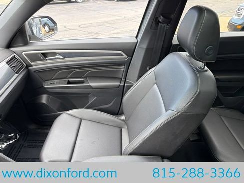 Used 2020 Volkswagen Atlas Cross Sport SEL AWD/4WD image 22
