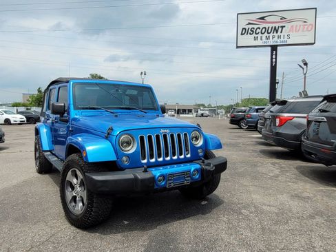Used 2016 Jeep Wrangler Unlimited Sahara AWD/4WD image 18