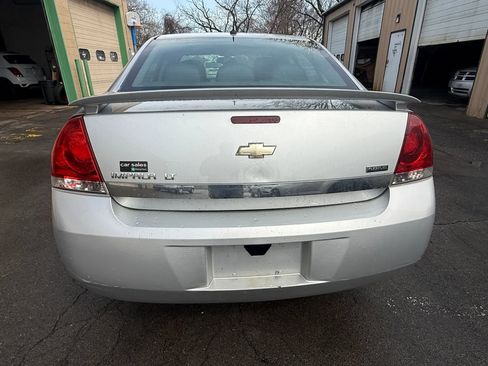 Used 2011 Chevrolet Impala LT w/ Luxury Edition Package image 9