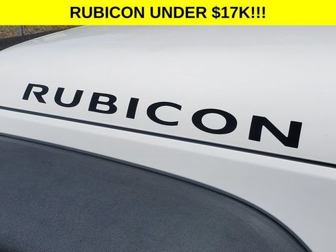 Used 2017 Jeep Wrangler Unlimited Rubicon w/ Cold Weather Group AWD/4WD image 9