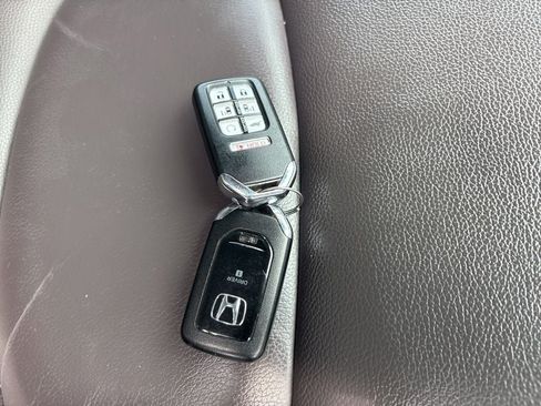 Used 2018 Honda Odyssey EX-L image 39