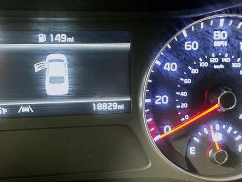 Certified 2023 Kia Forte LXS FWD image 12