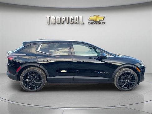 New 2026 Chevrolet Equinox EV LT image 6