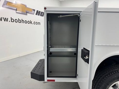 New 2026 Chevrolet Silverado 2500 W/T w/ WT Convenience Package image 32