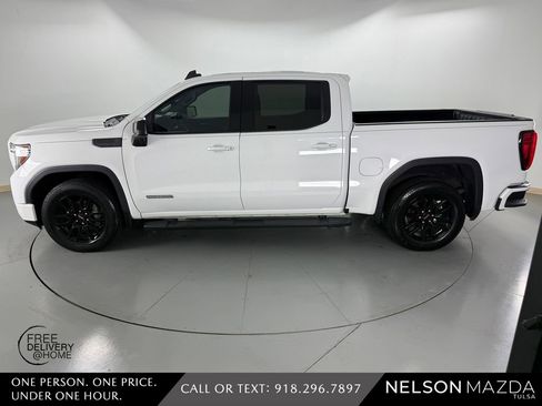 Used 2020 GMC Sierra 1500 Elevation w/ Elevation Value Package RWD image 9