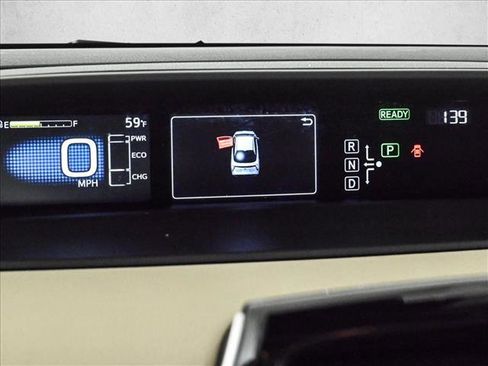 Used 2016 Toyota Prius Four w/ Advanced Technology Package FWD image 11