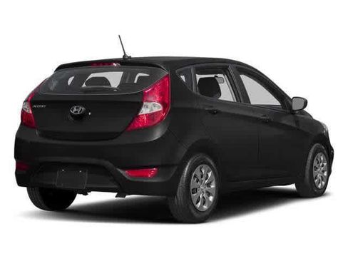 Used 2016 Hyundai Accent SE FWD image 2