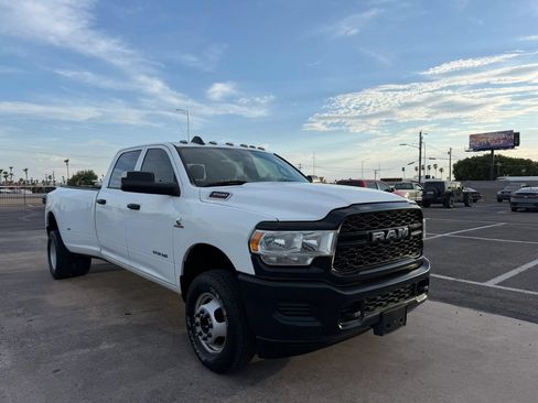 Used 2019 RAM 3500 Tradesman AWD/4WD image 3