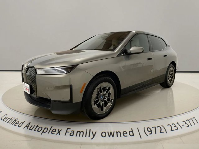 Used 2023 BMW iX xDrive50 AWD/4WD image 1