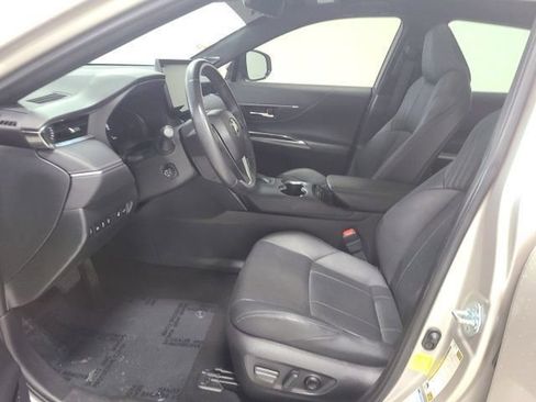 Certified 2022 Toyota Venza Limited AWD/4WD image 17