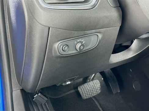 Used 2024 Chevrolet Equinox LS w/ LS Convenience Package image 10