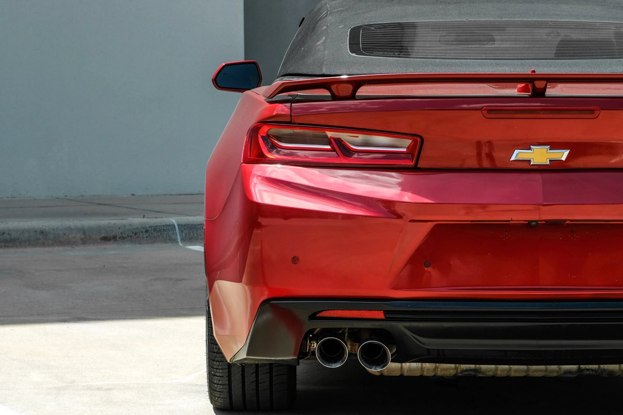 Used 2016 Chevrolet Camaro SS RWD image 40