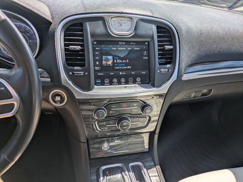 Used 2021 Chrysler 300 Touring L AWD/4WD image 24