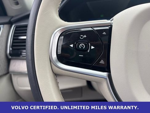 Certified 2023 Volvo XC90 B6 Plus AWD/4WD image 24