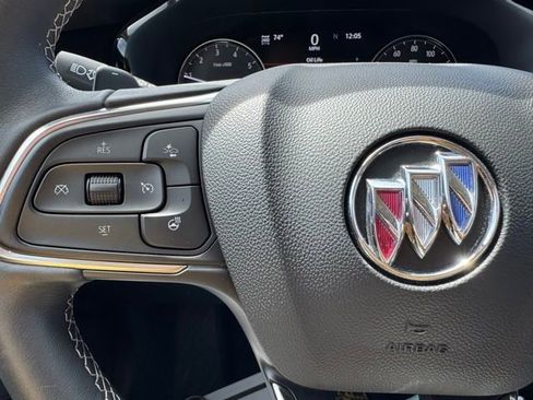 Used 2023 Buick Envision Essence w/ Sport Touring Package image 28
