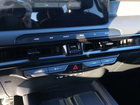 New 2027 Kia Telluride X-Line SX Prestige image 43