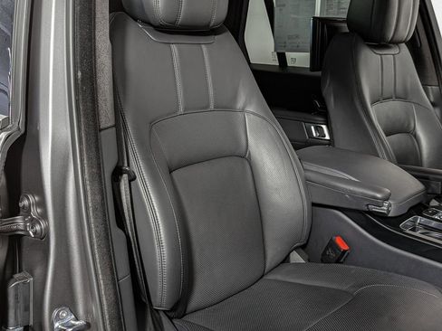 Used 2020 Land Rover Range Rover HSE image 26