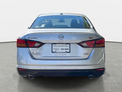 New 2025 Nissan Altima 2.5 SR image 6