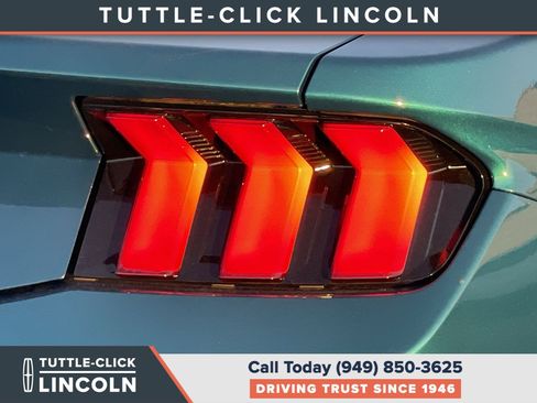 Used 2026 Ford Mustang Coupe RWD image 9
