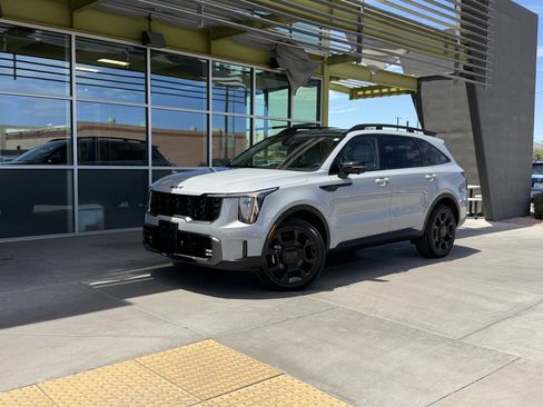 Used 2025 Kia Sorento SX AWD/4WD image 1