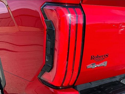 Used 2022 Toyota Tundra Limited image 19