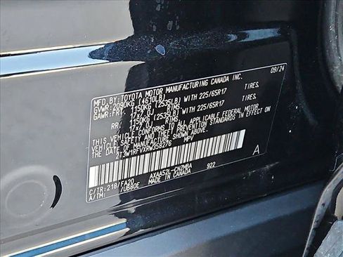 Used 2024 Toyota RAV4 XLE FWD image 30
