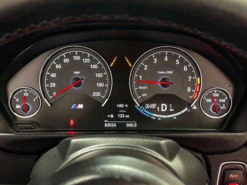 Used 2016 BMW M4 Convertible RWD image 21
