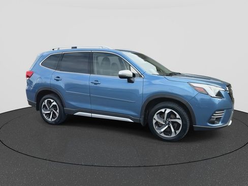 Used 2022 Subaru Forester Touring w/ Popular Package #3 image 2