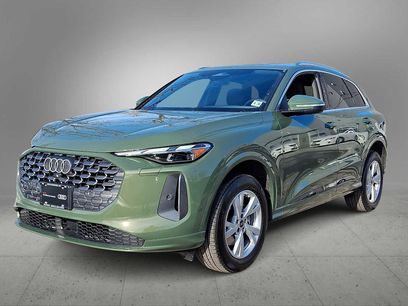 Used 2025 Audi Q5 Premium w/ Convenience Package