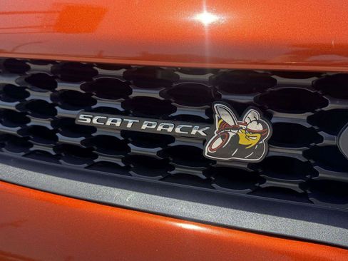 Used 2020 Dodge Charger Scat Pack w/ Dynamics Package RWD image 12