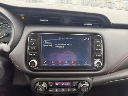 Used 2024 Nissan Kicks SR w/ SR Premium Package image 15