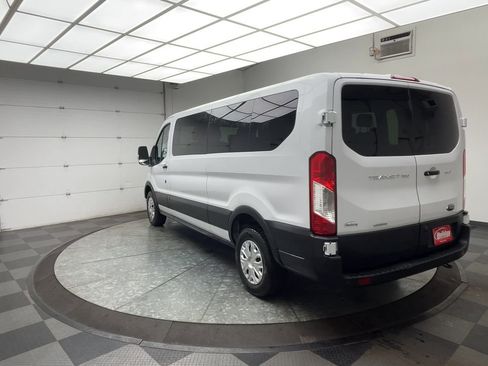 Used 2023 Ford Transit 350 XLT image 34