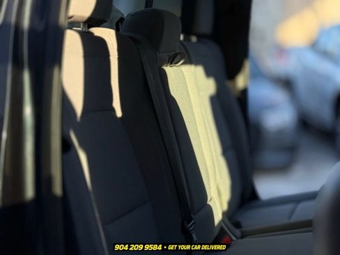 Used 2021 RAM 1500 Big Horn RWD image 34